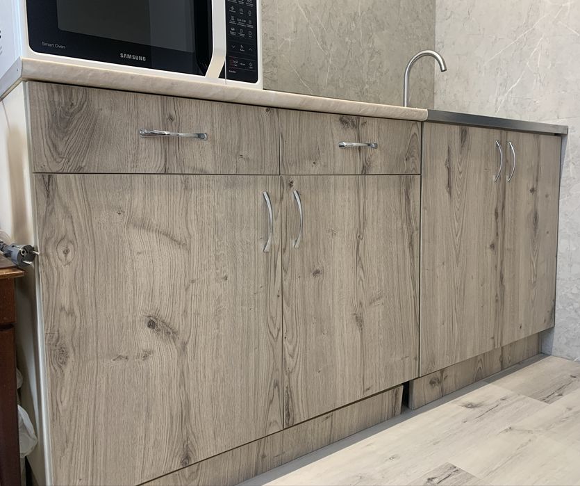 Кухонні меблі в гарному стані