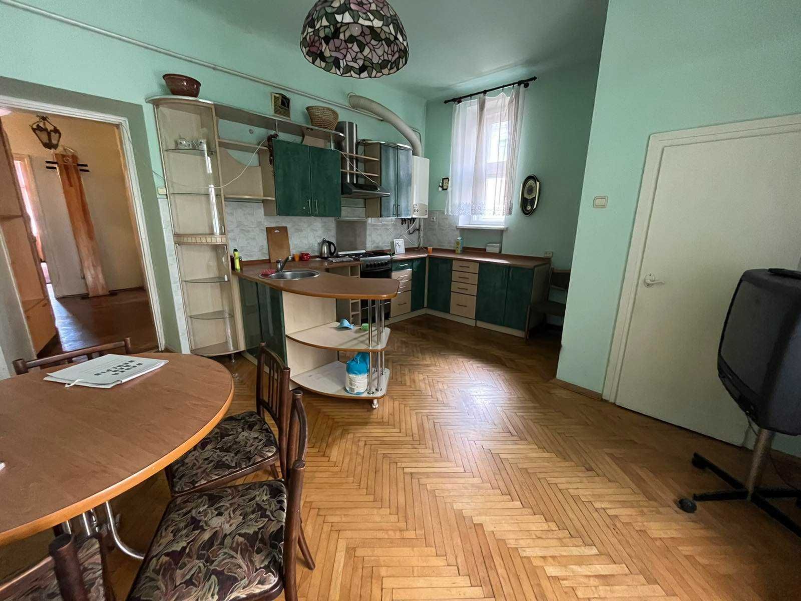 Квартира в польському будинку в центрі міста по вулиці Грюнвальдська