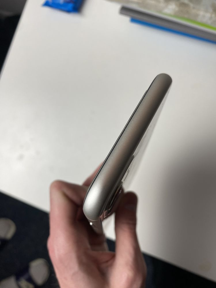 Iphone 11 128gb biały