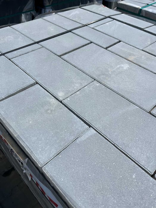 Kostka Rita 6cm Stalowy Settline w cenie 62 zł/m2