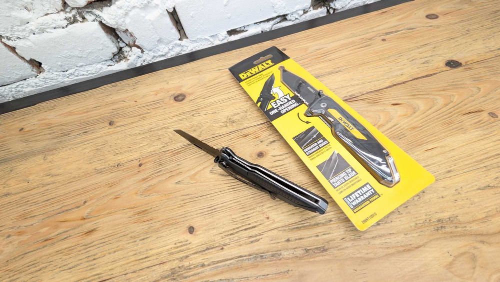 Ніж складний DeWalt DWHT10910 з США Оригінал