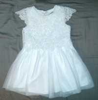 Biała elegancka sukienka dla dziewczynki