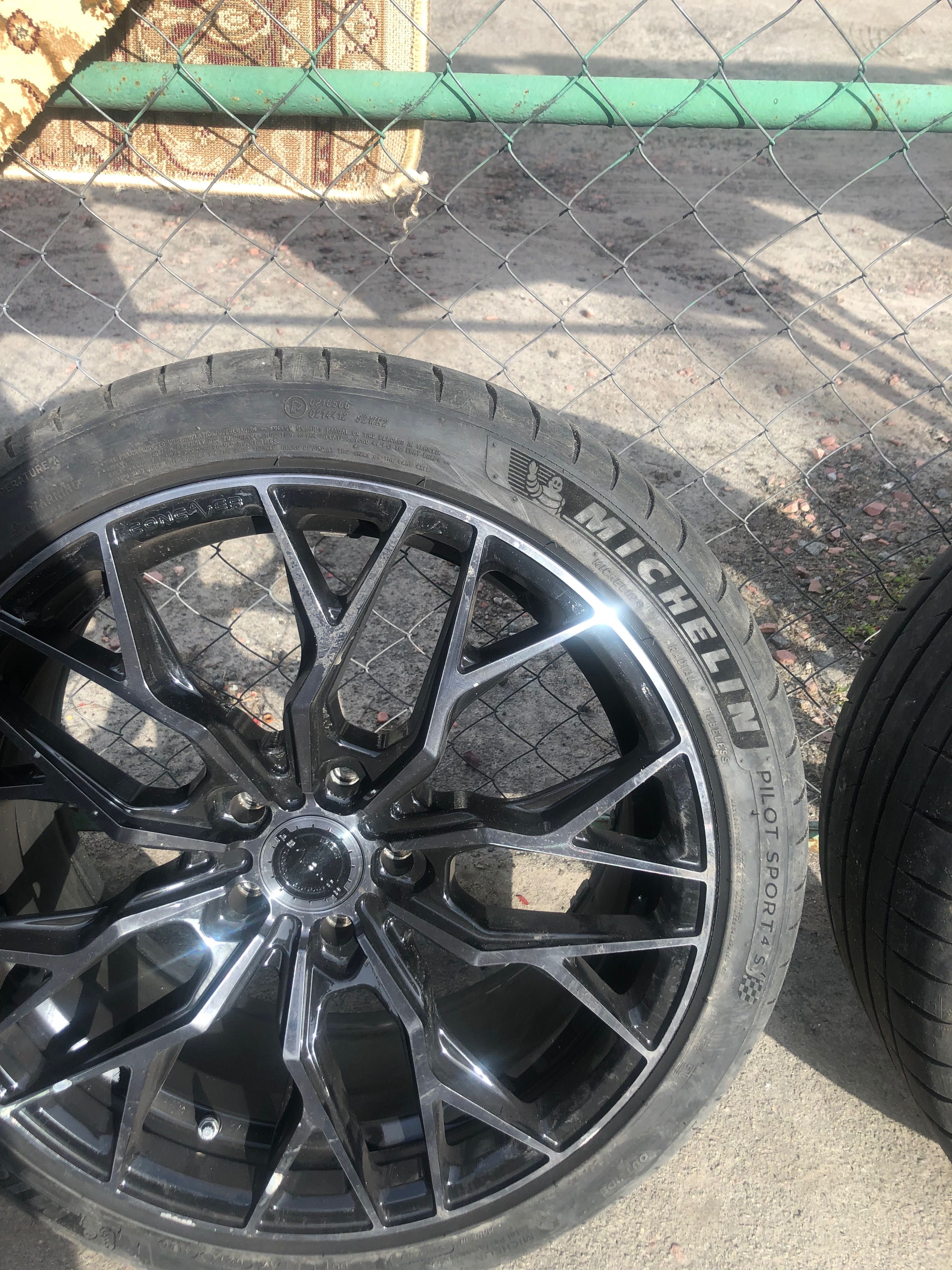 Продам комплект літньої гуми Michelin pilot sport 4s