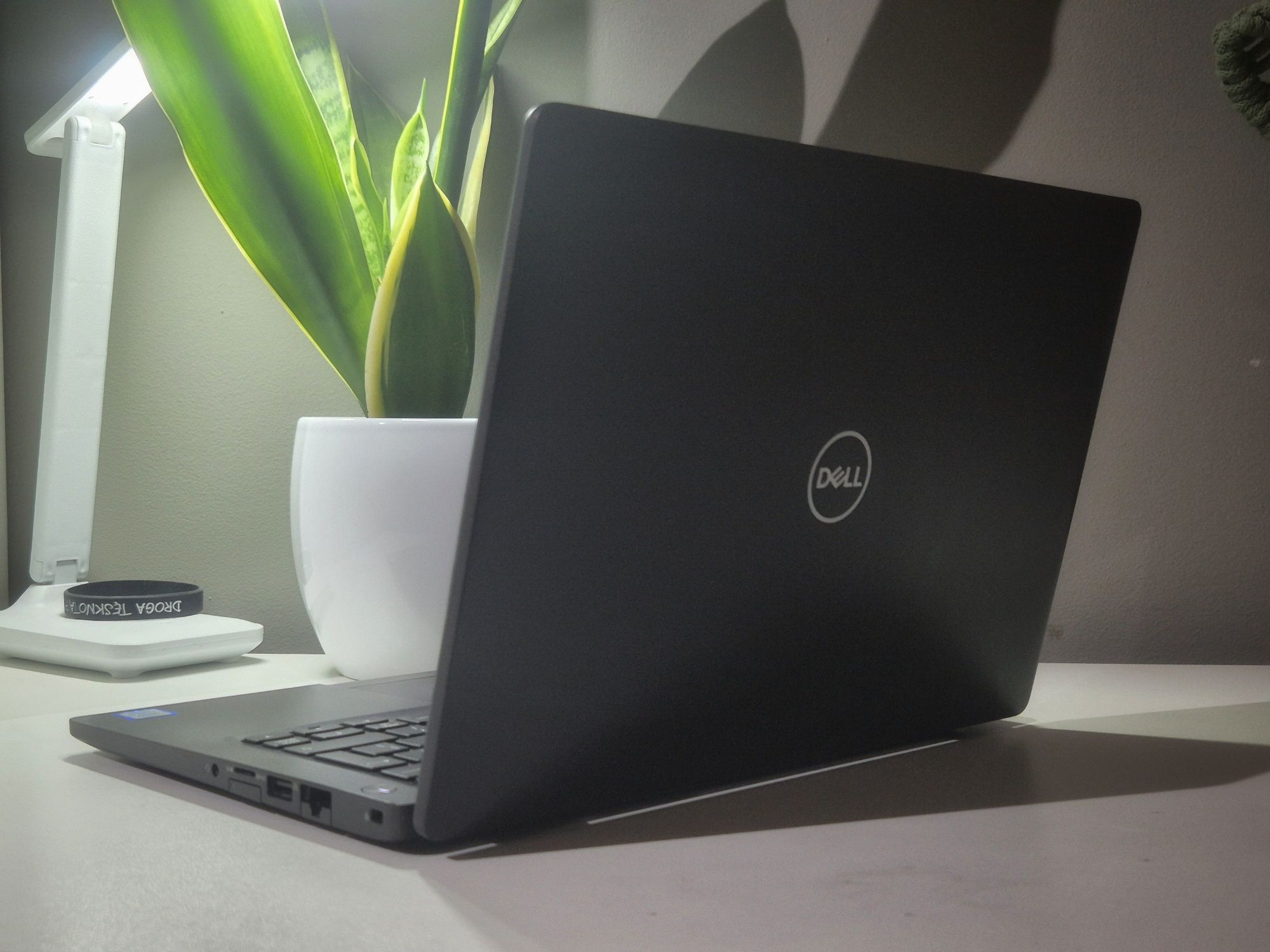 DELL Latitude 5300 i5-8265u SSD256GB