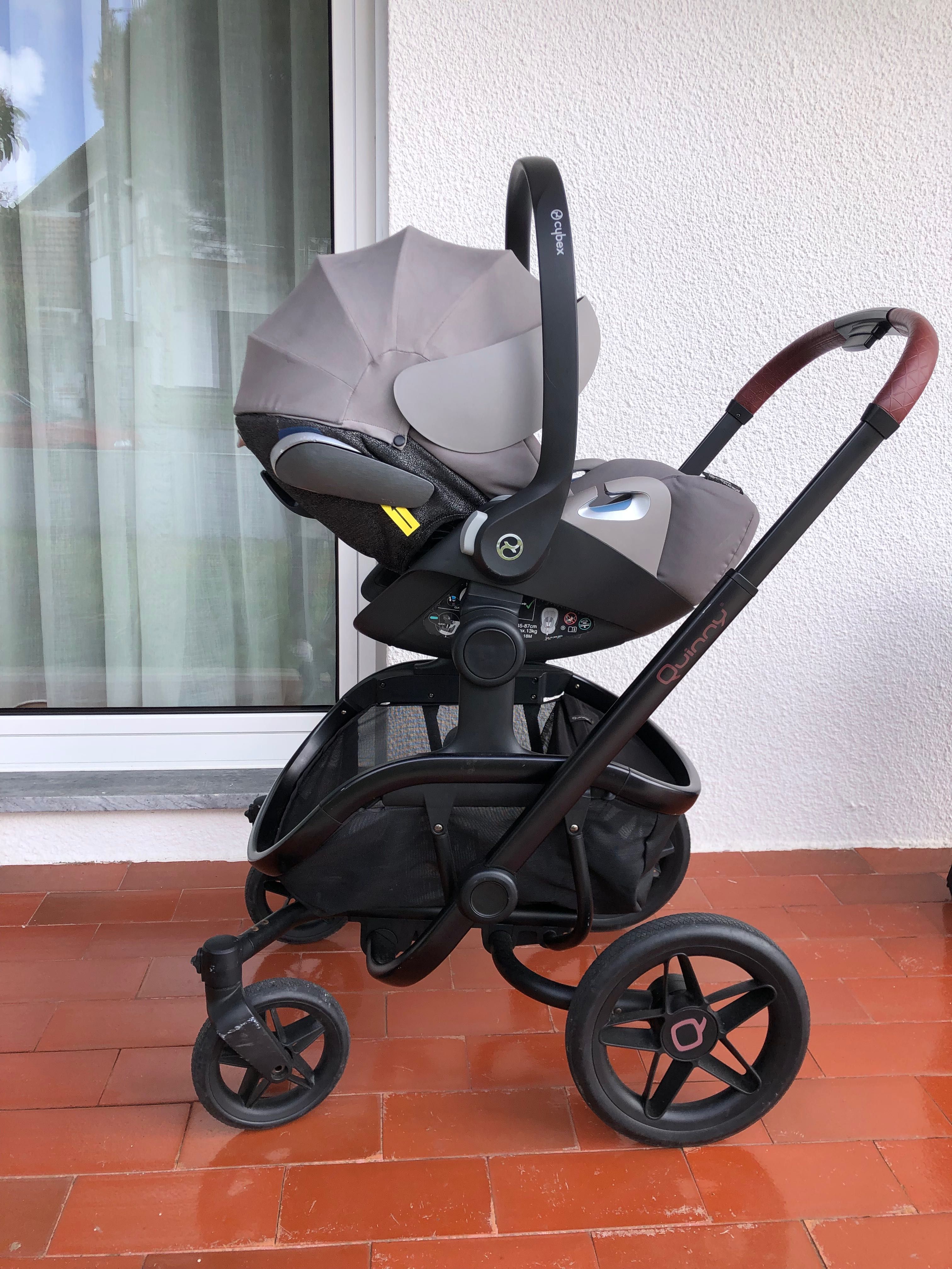 Carrinho quinny com adaptadores cybex