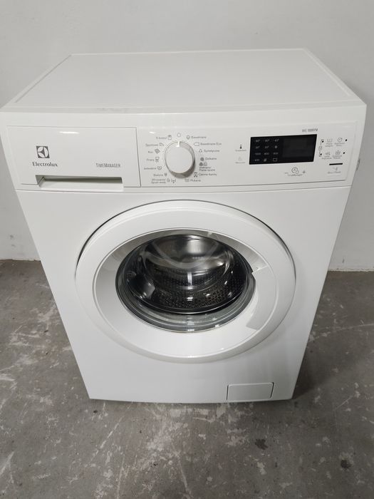Пральна машина Elektrolux з Європи. Відмінний стан.45 cm.