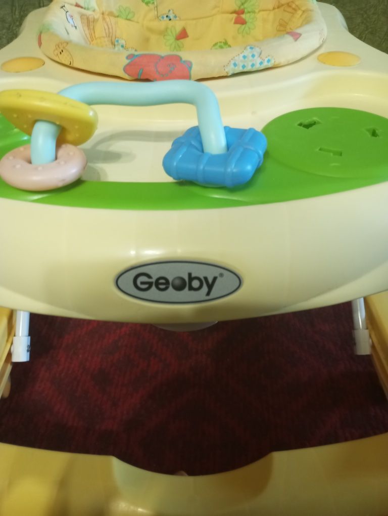 Продам детские ходунки Geoby