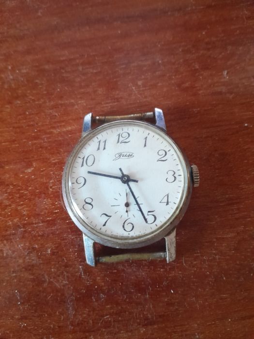 Продам  Наручные  Часы  ЗИМ