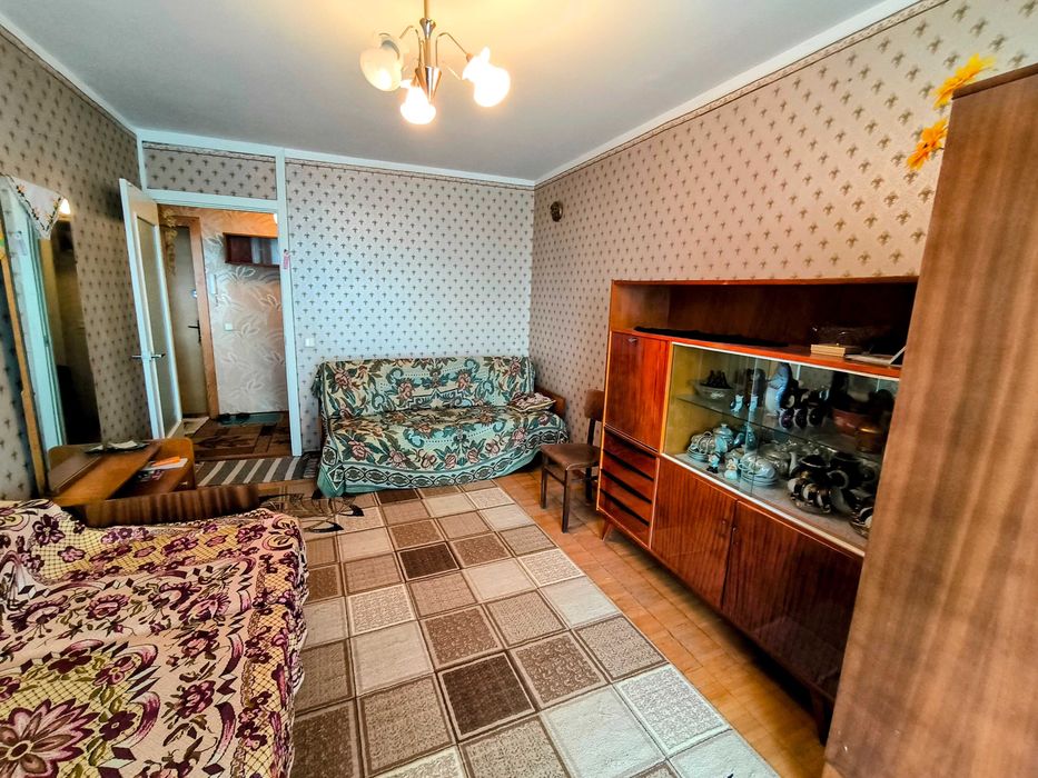 Продам  1-кімнатну , Дніпровський, Березняки, проспект Тичини 20 А,