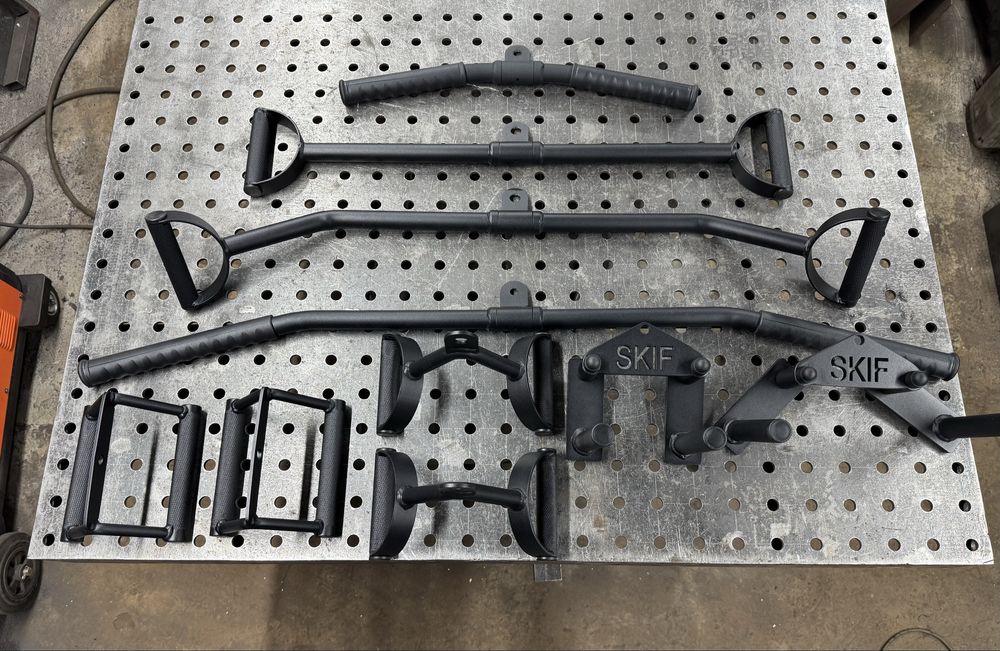 Ручки, рукоятки для тяги/ для тренажера