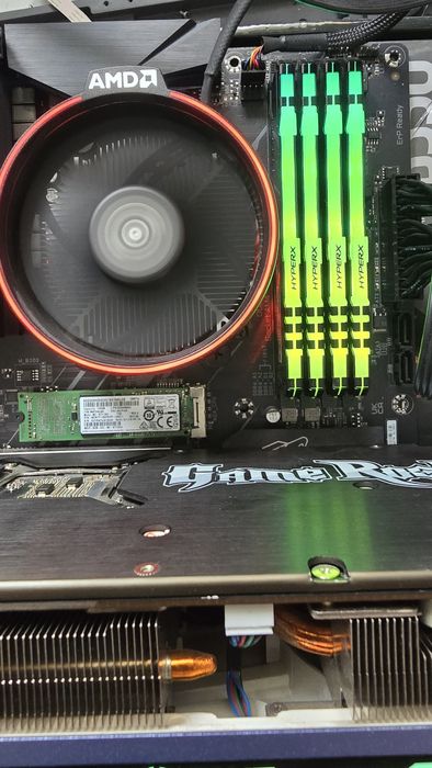 Płyta główna b550 aorus elite ax wifi z procesorem ryzen 5 5600 ,32 gb