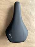 Siodełko Selle Royal Essenza - RoyalGel 160mm