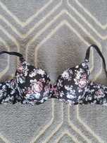 Biustonosz secret possessions r. 80 E czarny w kwiaty