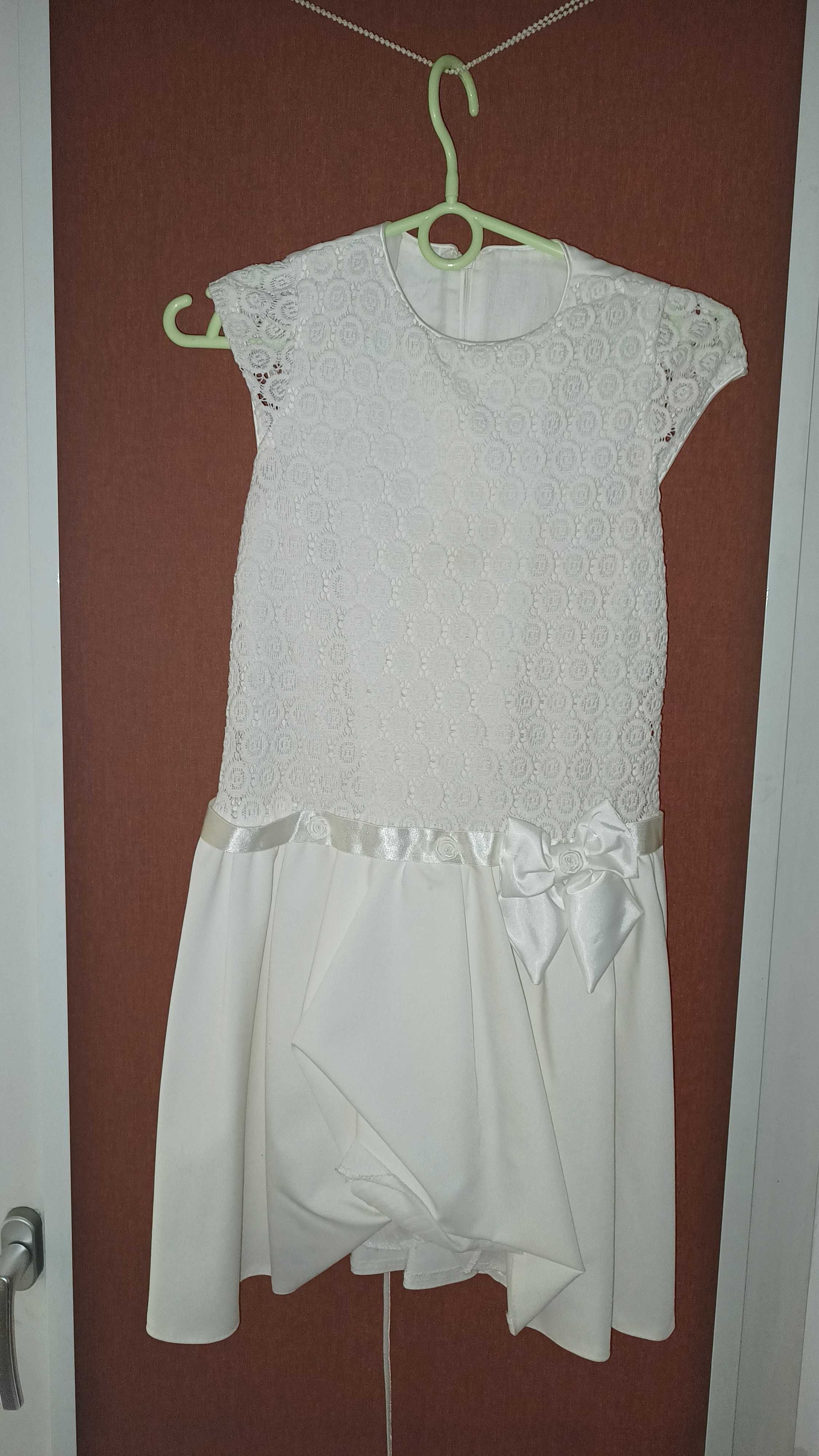 sukienka komunijna biała (9-10 lat)