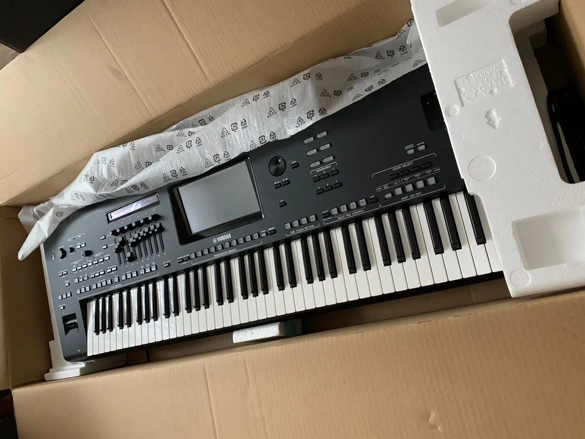 Yamaha genos plus GNS MS01 stan bdb