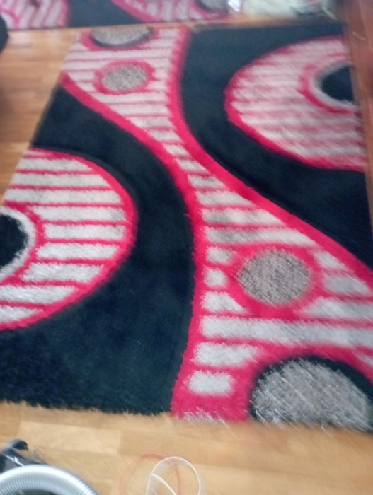 Carpete em bom estado. Boa qualidade.