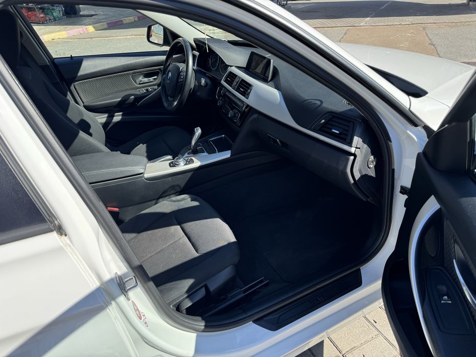 Срочно продаю BMW 320 D