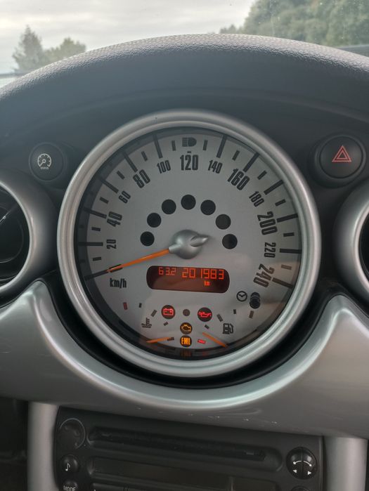 Mini Cooper 1.6 benzyna 2005r.