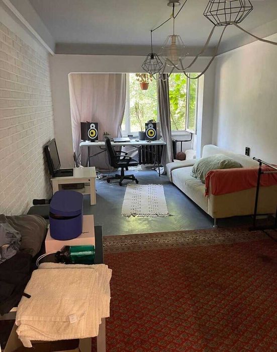 Продам 2х комнатную квартиру возле парка КПИ