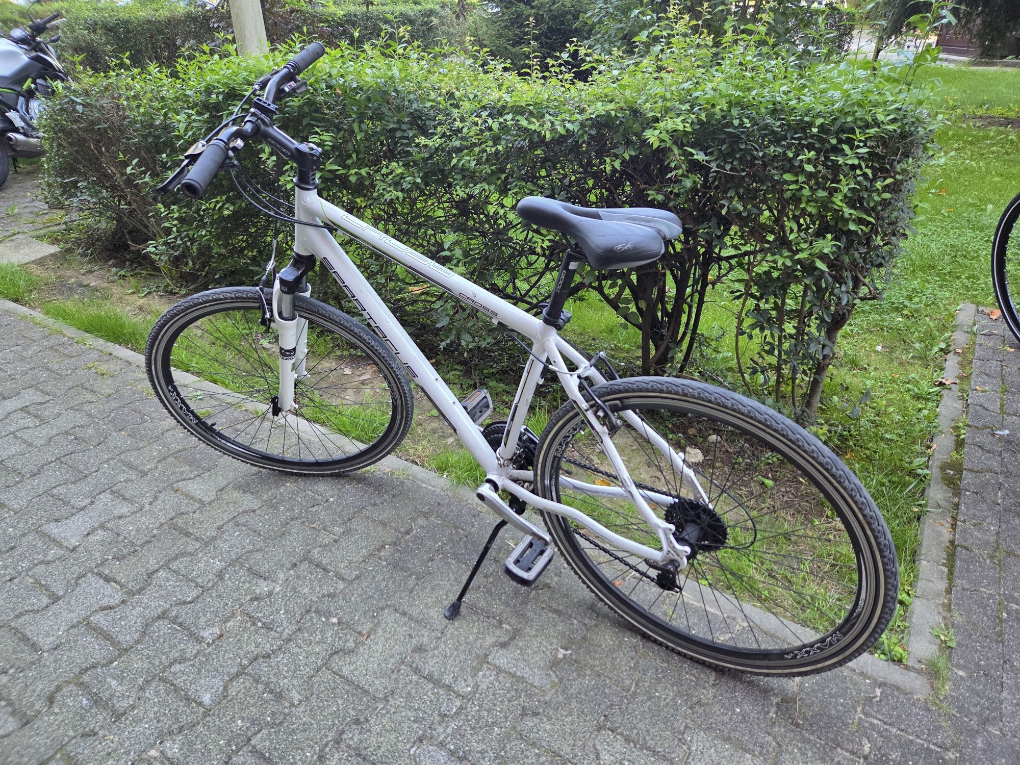 Rower męski crossowy Spartacus koła 28" stan bdb