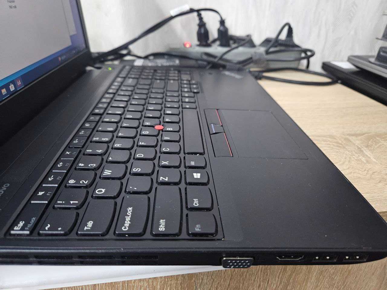 Lenovo ThinkPad E570 i5-7200U/8GB DDR4/SSD 256Gb m.2 nvme/15.6"