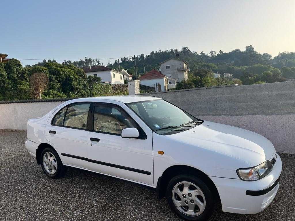 Nissan Almera SLX