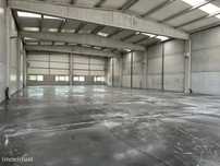 Armazém com 800m2