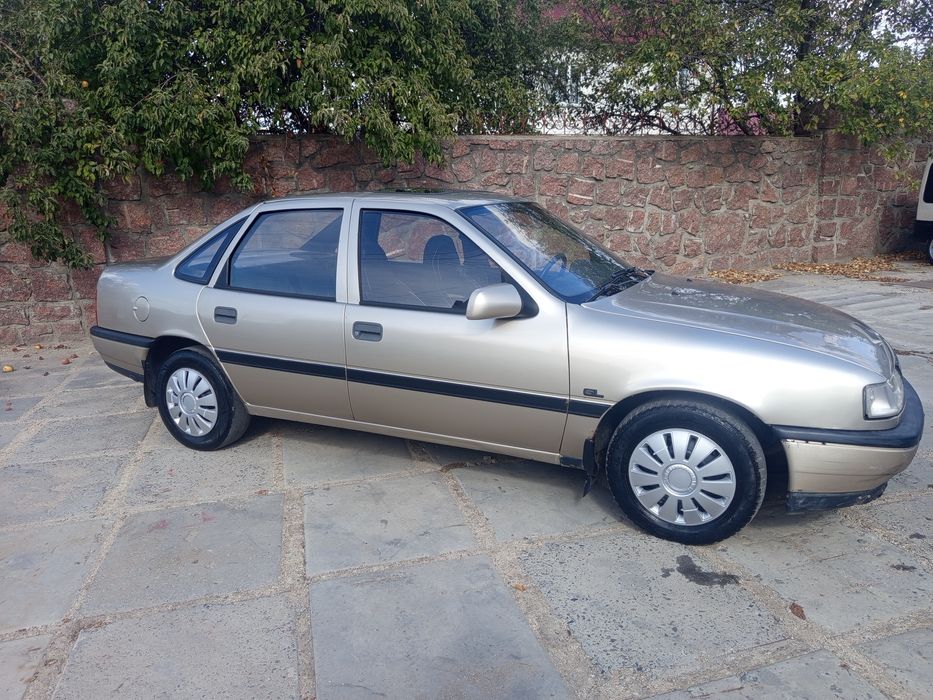 Продам Опель вектра А