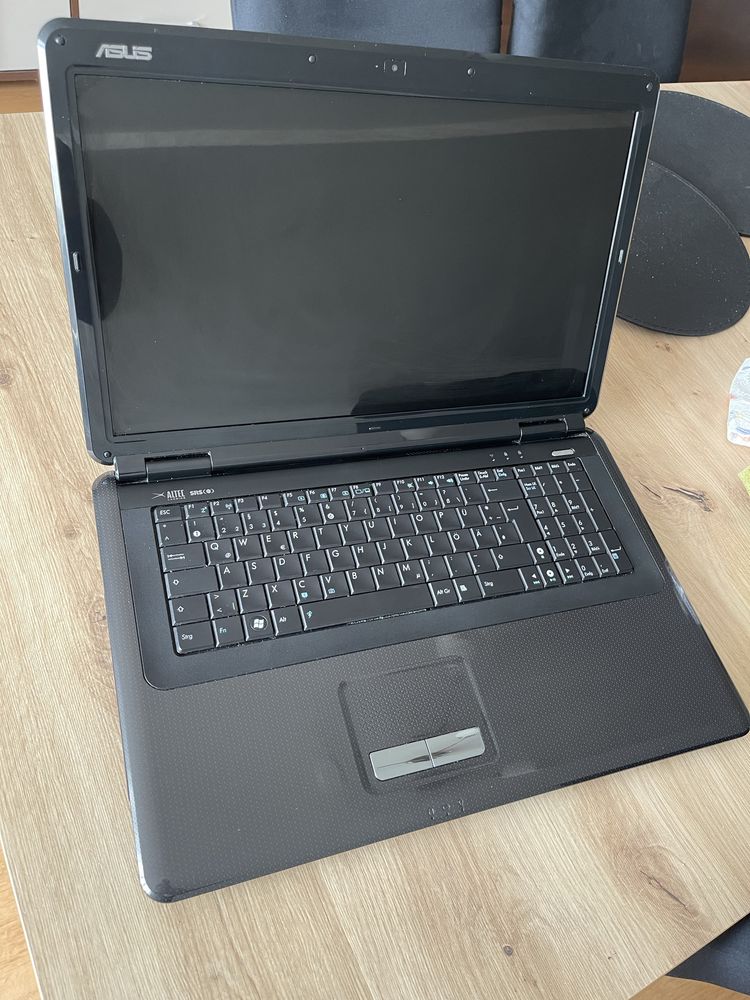 Asus X70A notebook