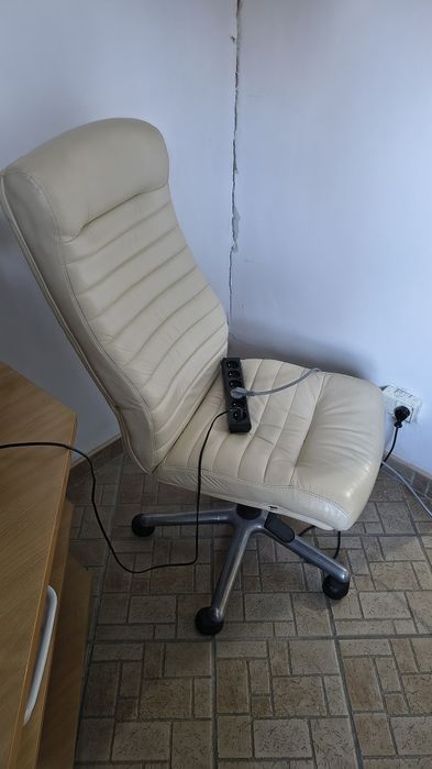 Oddam fotel za darmo