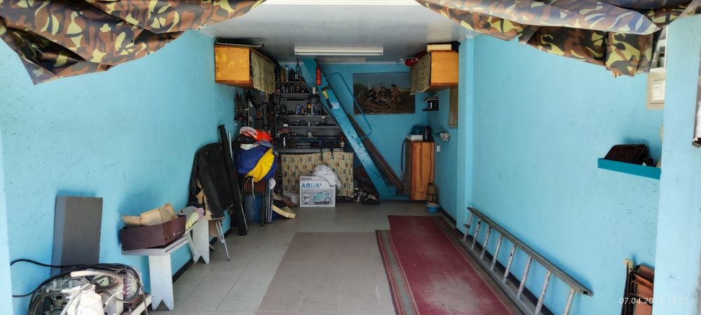 Эллинг на причале Зорька 2