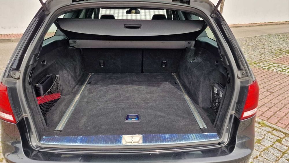 Mercedes-Benz E300 bluetec hybrid
