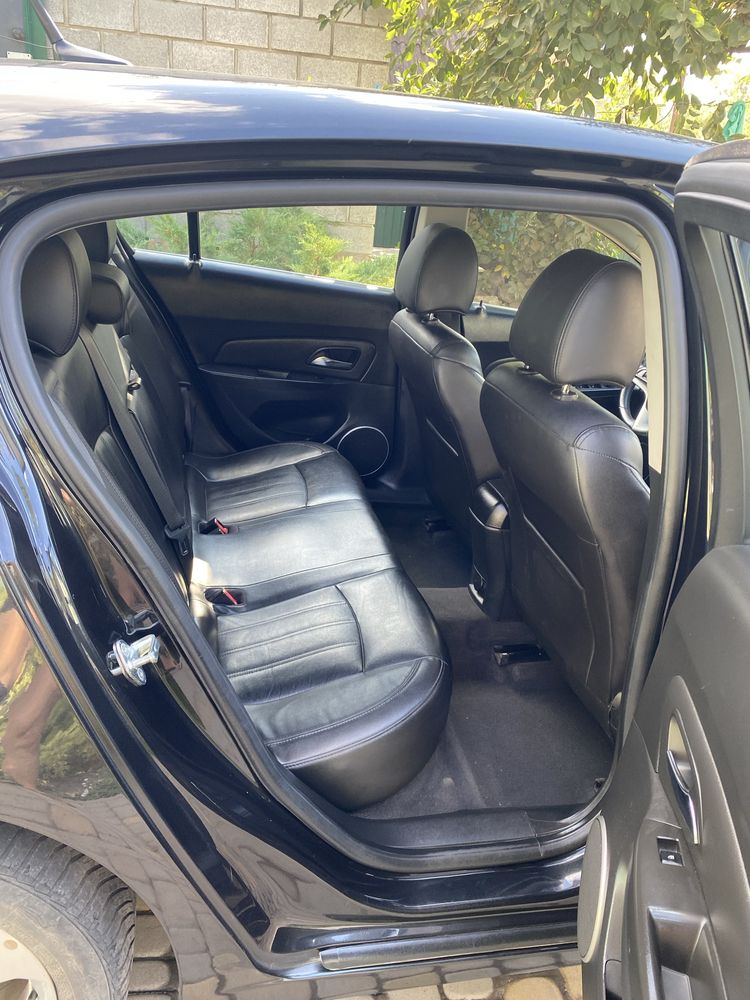 «Chevrolet Cruze 2012»