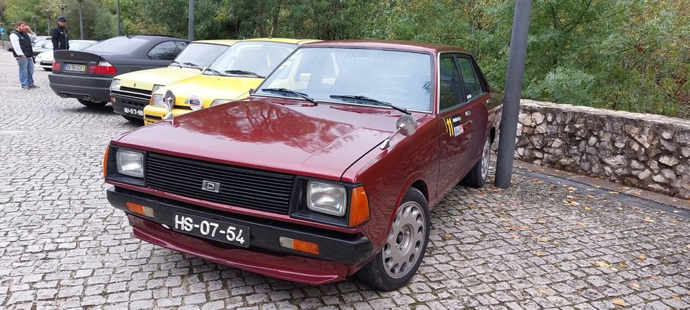 Datsun Nissan sunny b310 (A15) + carroçaria suplente