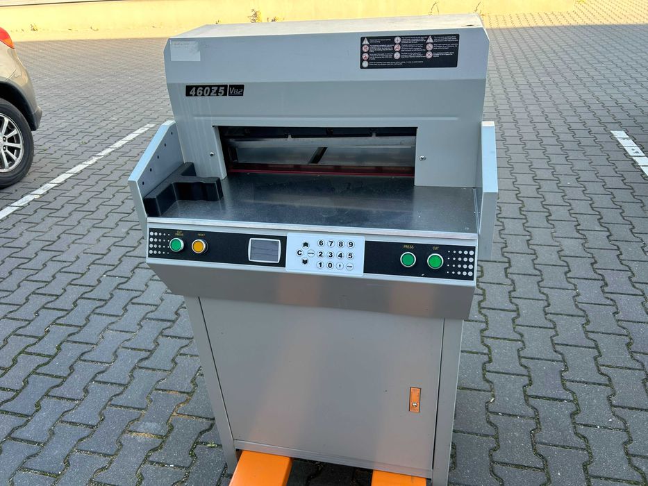 Profesjonalna gilotyna elektryczna do papieru 460Z5 / krajarka