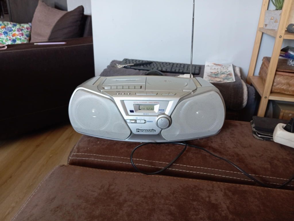 Radio boombox na działkę , do kuchni , budowę