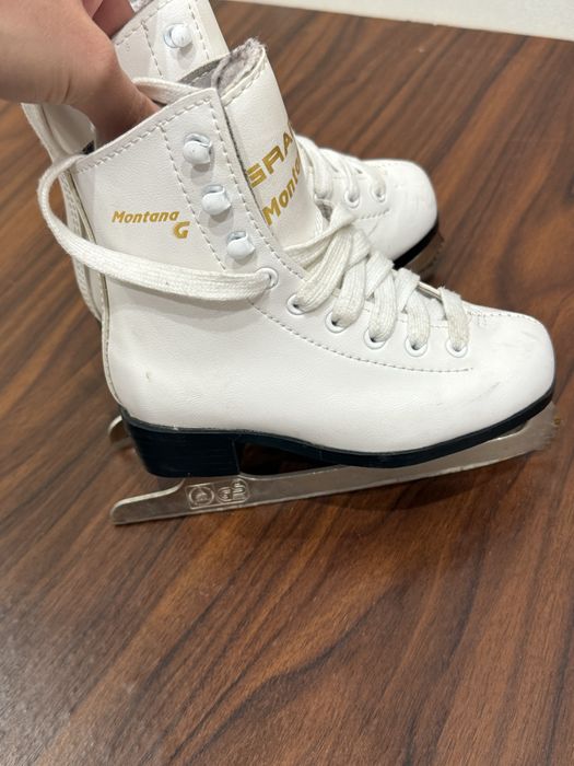 Коньки Graf Montana детские.Состояние хорошее.