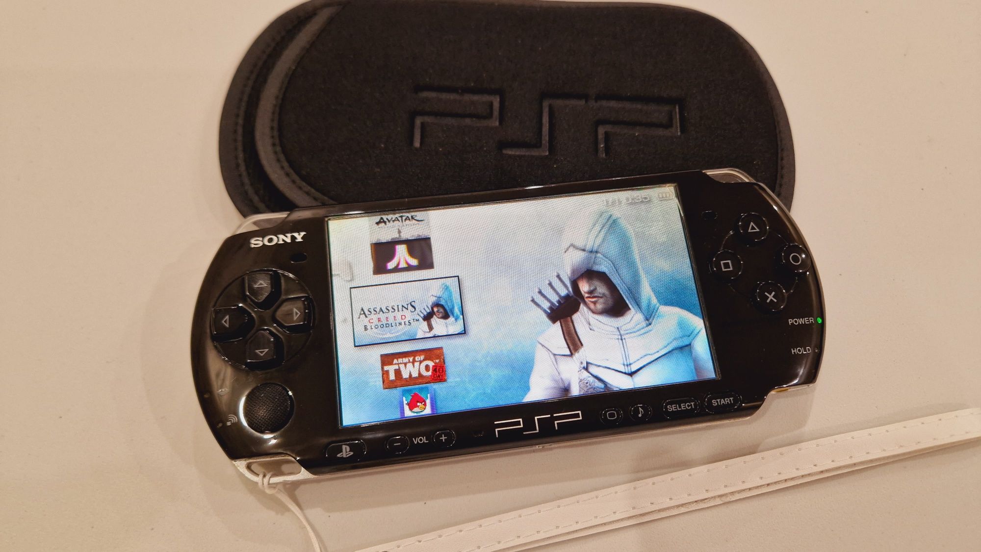 PSP Sony 3000 64гиг 127игр+ чехол!