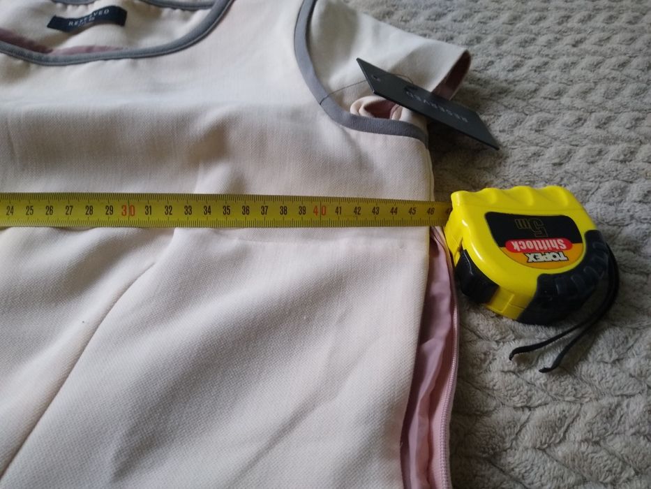 Nowa sukienka Reserved 40