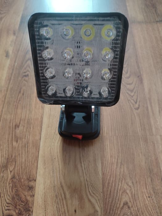 Lampa LED do bateri Makita 18v