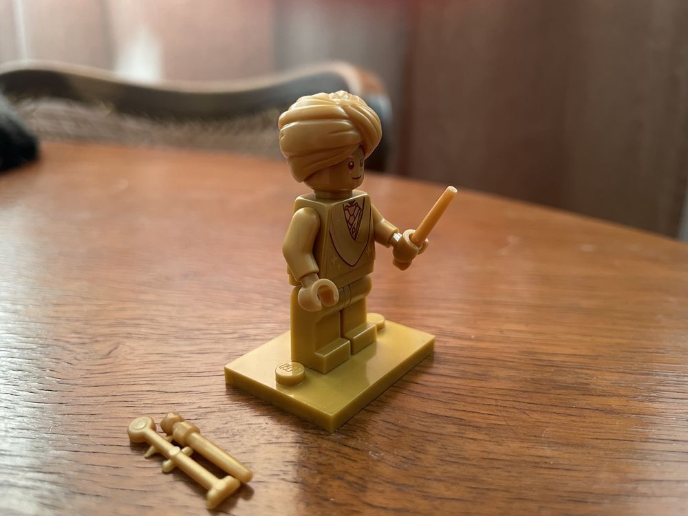 Lego złota minifigurka Quirrell, figurka Harry Potter