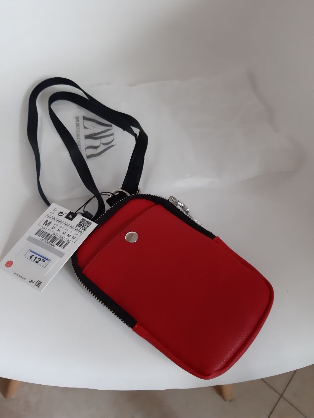 Saszetka zara kolekcja etui na telefon czerwona unisex Zara limited