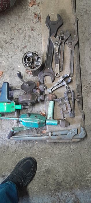 Продам инструмент для дома или дачи