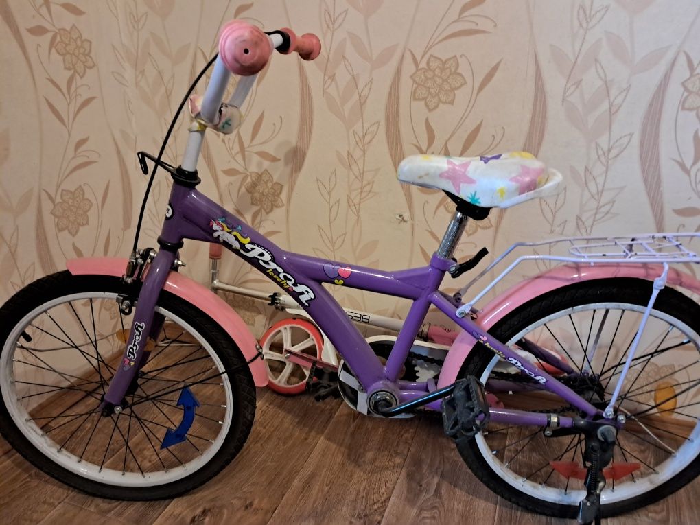 Велосипед для дівчинки, б/у.