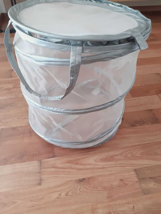 Kosz na brudna bielizne lazienkowy skladany