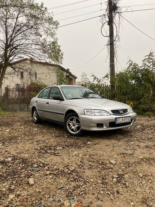 Honda Accord 1.8 i-VTEC 2000 Alufelgi Święta Otwarte