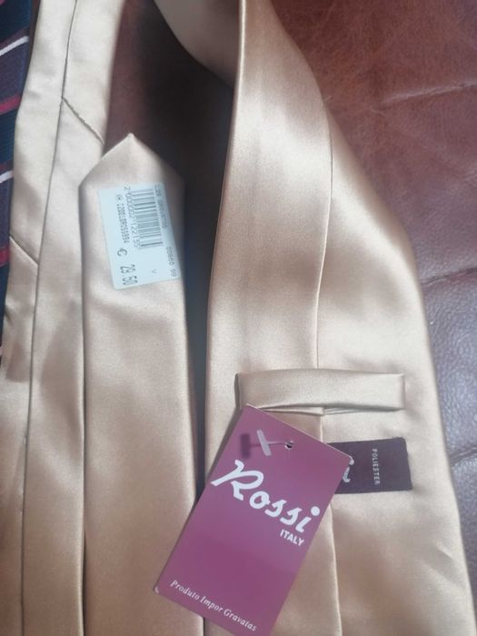 Gravatas novíssimas