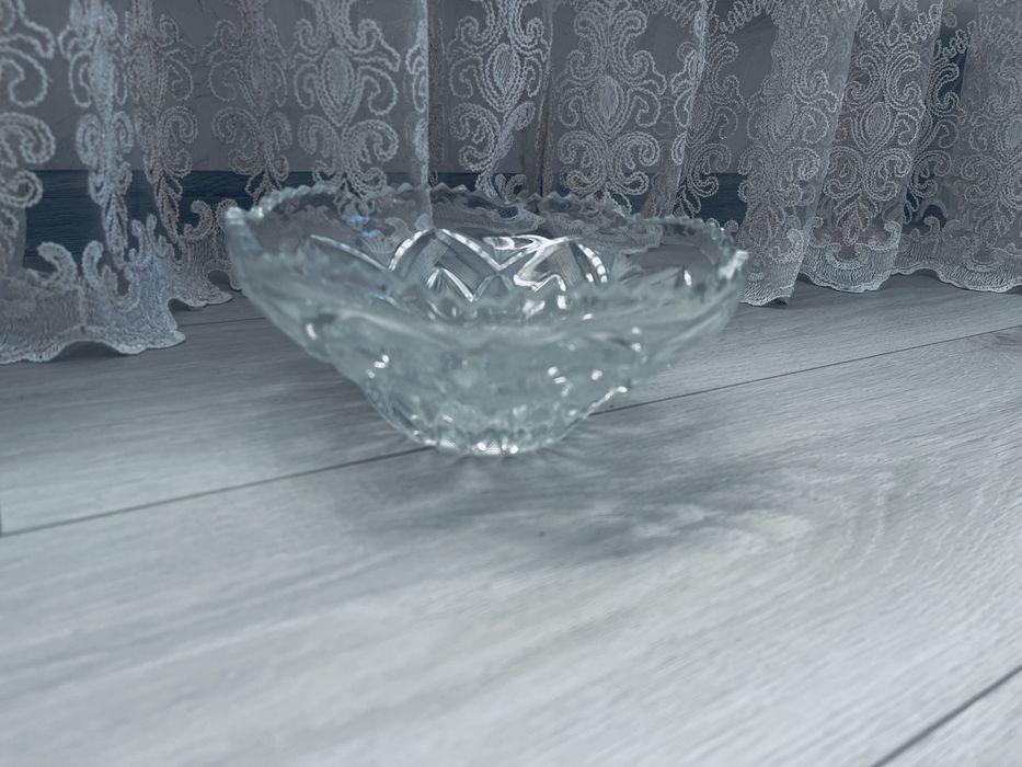 хрустальна салатниця