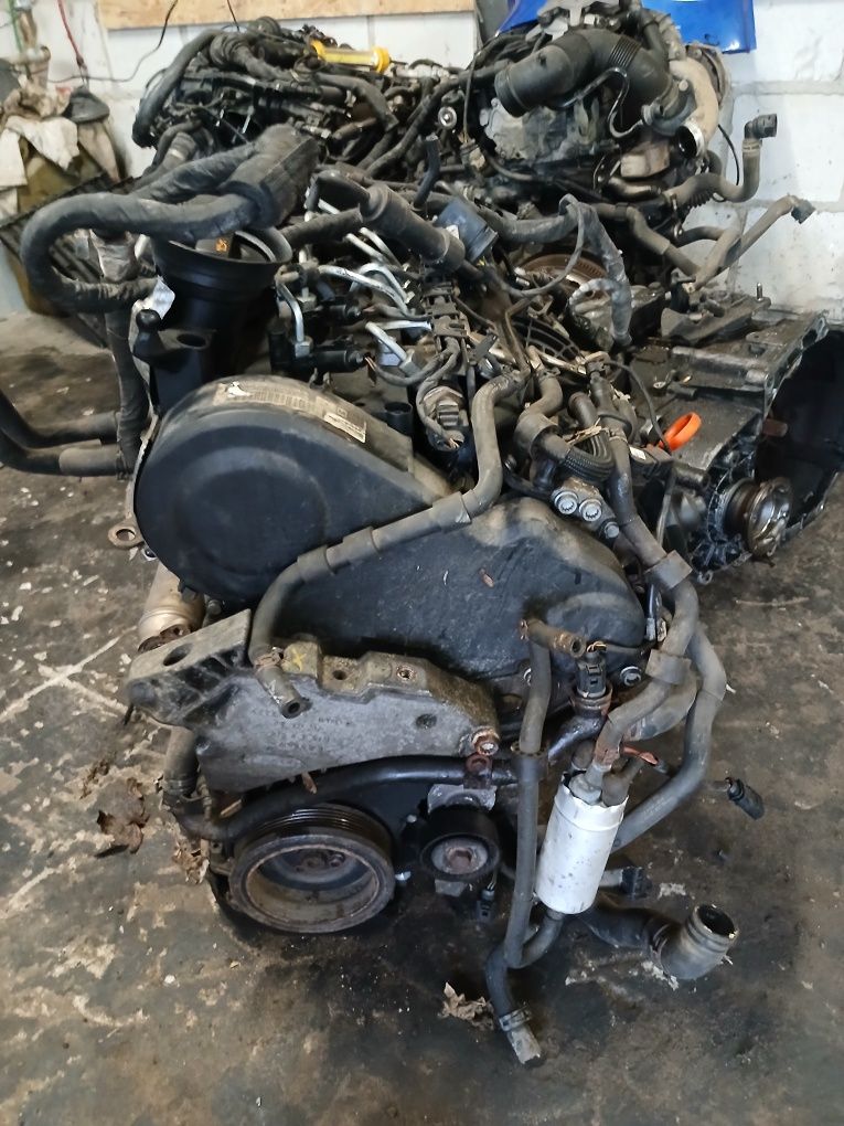 Silnik ceg 2.0tdi z układem paliwowym