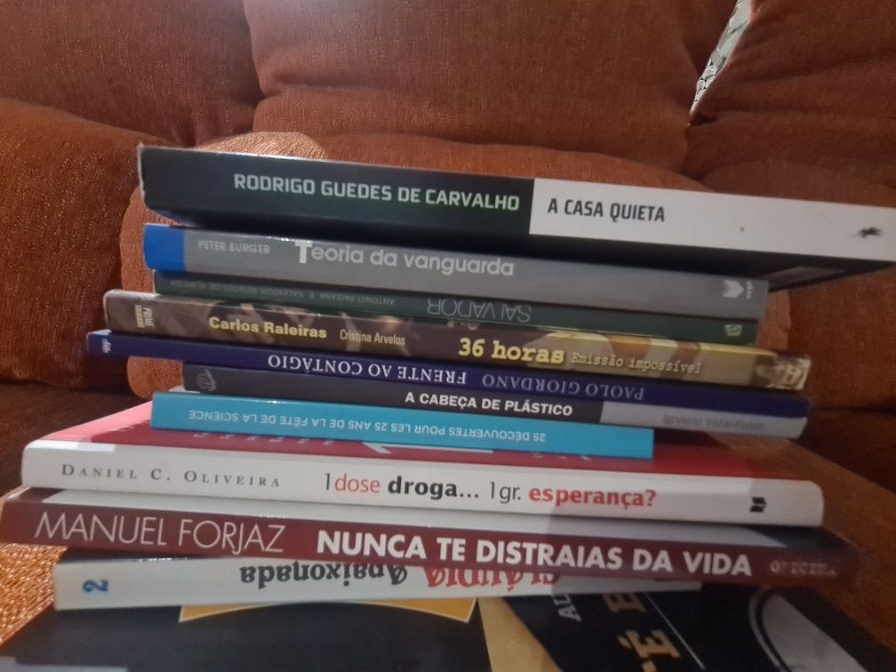 Vários livros temas diversos